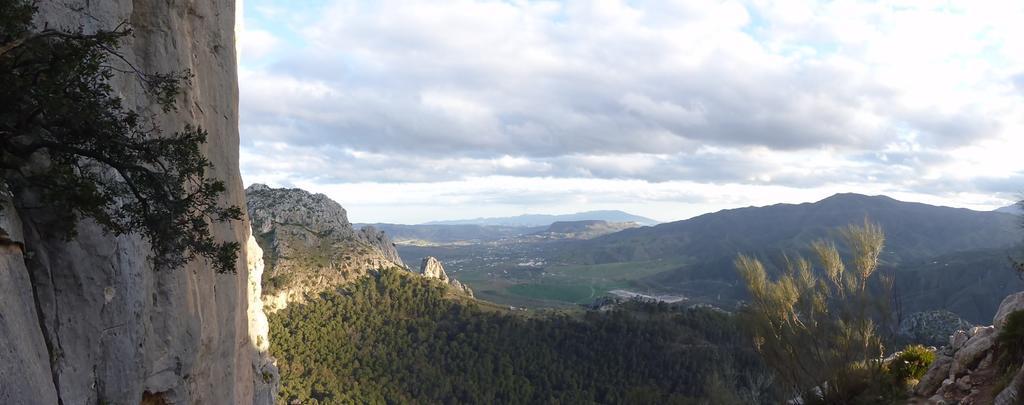 شقة Casa Al Cerro ألورا المظهر الخارجي الصورة